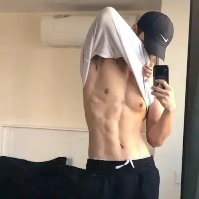黄子墨